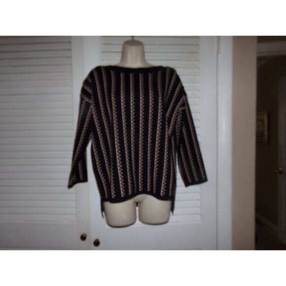 Cable & Gauge black/tan sweater button trim M Perfect‎ rayon/polyester - Picture 1 of 4